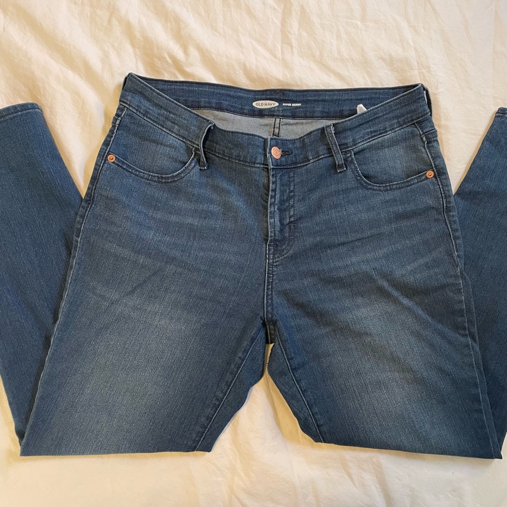 Old Navy Rockstar super skinny jeans - 12 petite